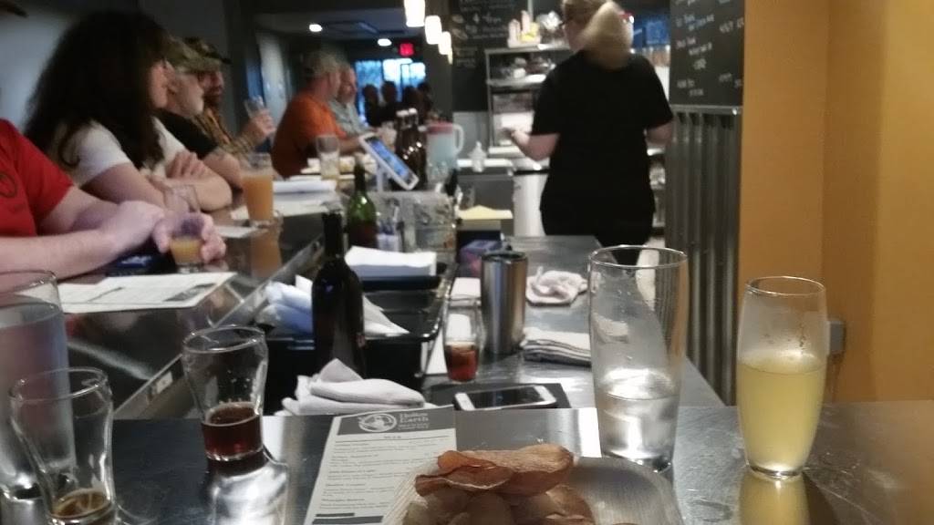 Hollow Earth Brewing | restaurant | 19 N 3rd St, Oxford, PA 19363, USA | 6107323959 OR +1 610-732-3959