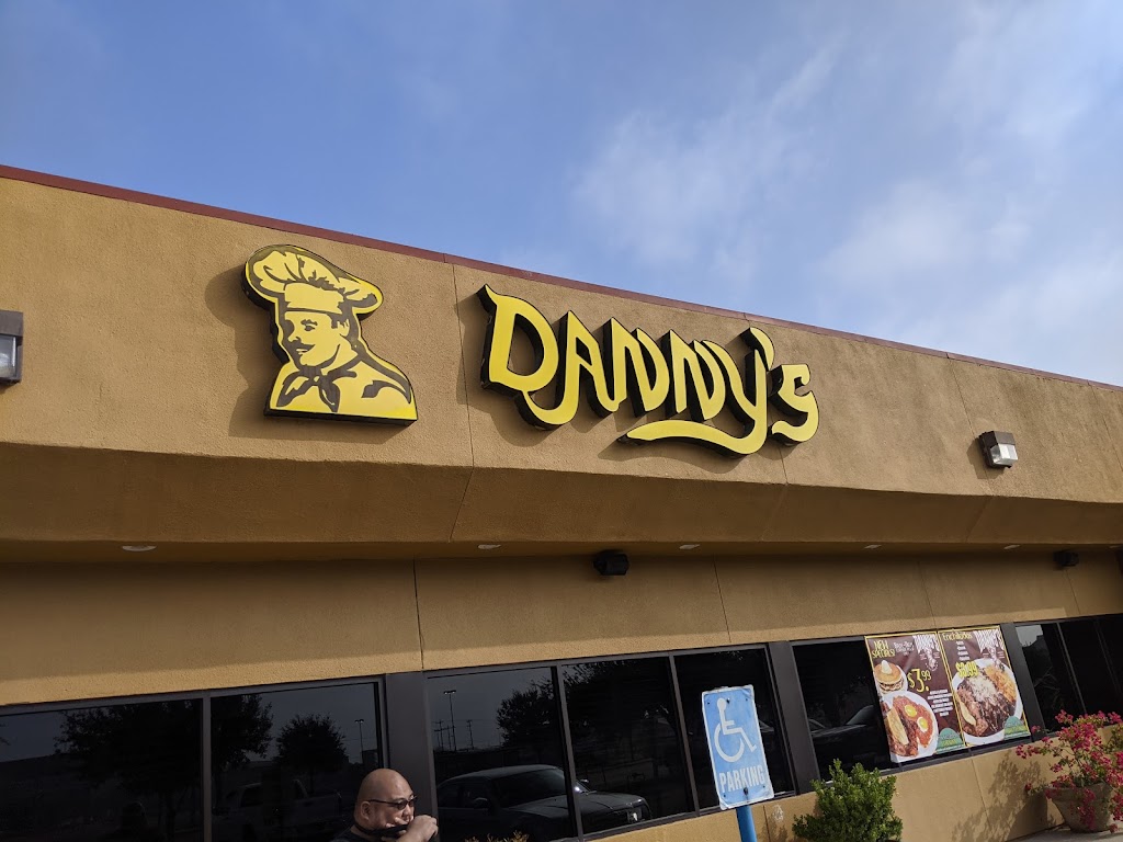 Dannys Restaurant | restaurant | 2406 Jacaman Rd, Laredo, TX 78041, USA | 9567176447 OR +1 956-717-6447