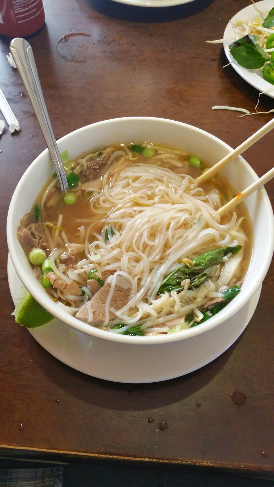 Blue Lotus Vietnamese Cuisine | restaurant | 21705 S Main St, Carson, CA 90745, USA | 3105189538 OR +1 310-518-9538