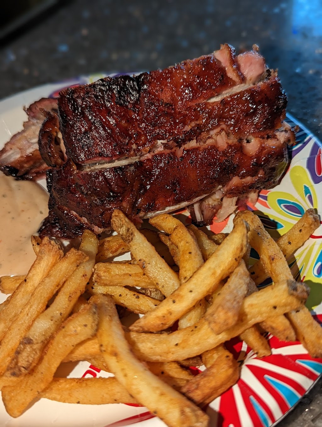 The Grizzly Den | restaurant | 8331 Grizzly Flat Rd, Somerset, CA 95684, USA | 2092565132 OR +1 209-256-5132