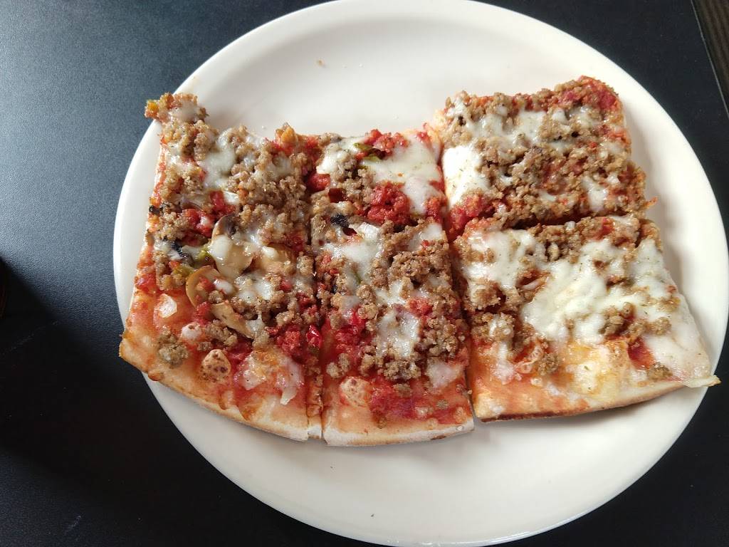 Pizza King | restaurant | 621 N Ship St, Portland, IN 47371, USA | 2607268224 OR +1 260-726-8224