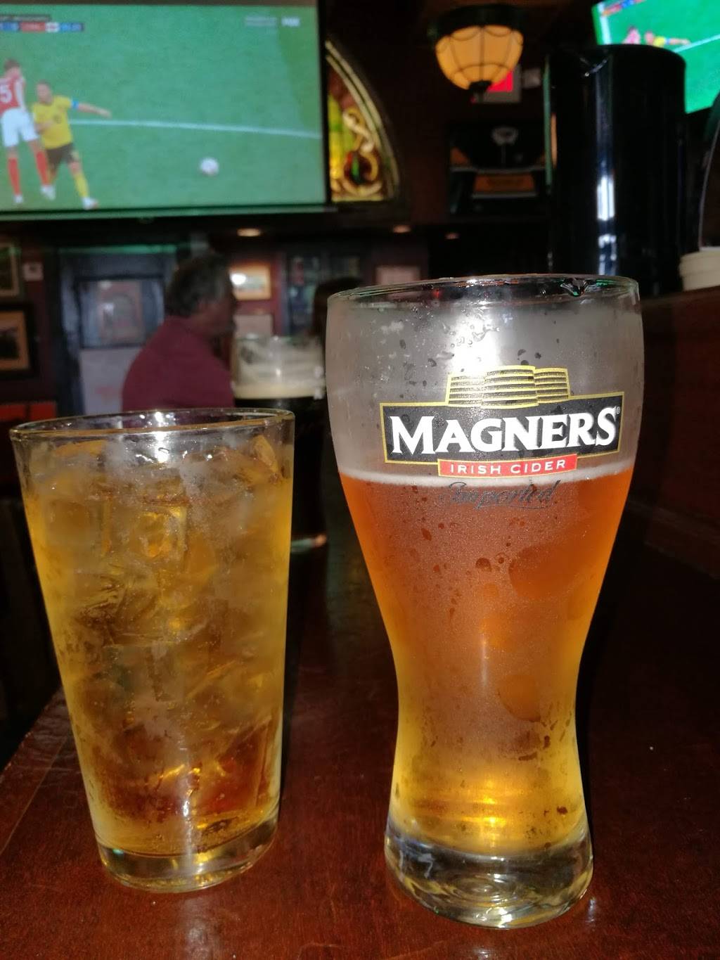 Mac McGee Irish Pub | restaurant | 111 Sycamore St, Decatur, GA 30030, USA | 4043778055 OR +1 404-377-8055