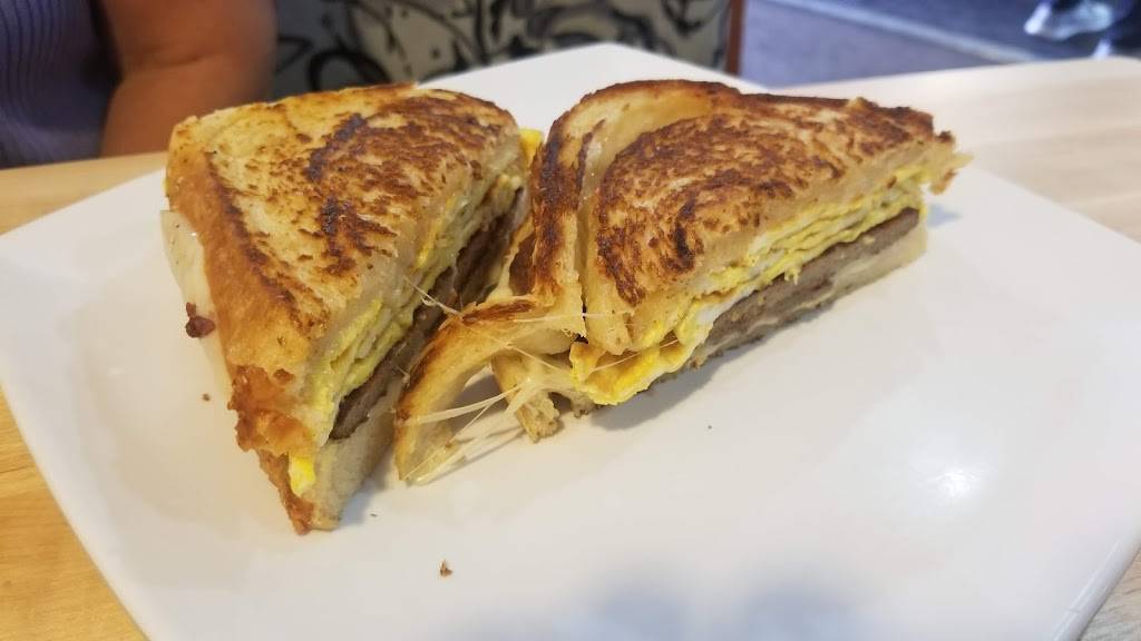 Half Day Cafe | cafe | 3134 Walton Blvd, Rochester Hills, MI 48309, USA | 2483751330 OR +1 248-375-1330