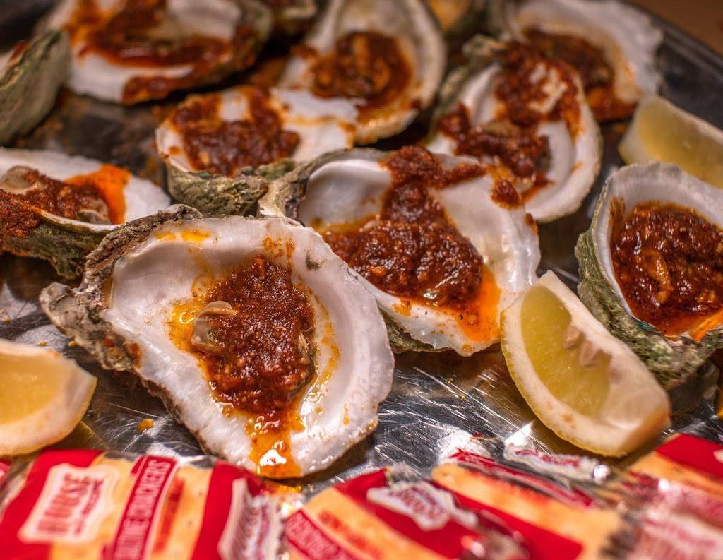 Mr. & Mrs. Crab | restaurant | 7220 S Orange Blossom Trail, Orlando, FL 32809, USA | 4072334945 OR +1 407-233-4945