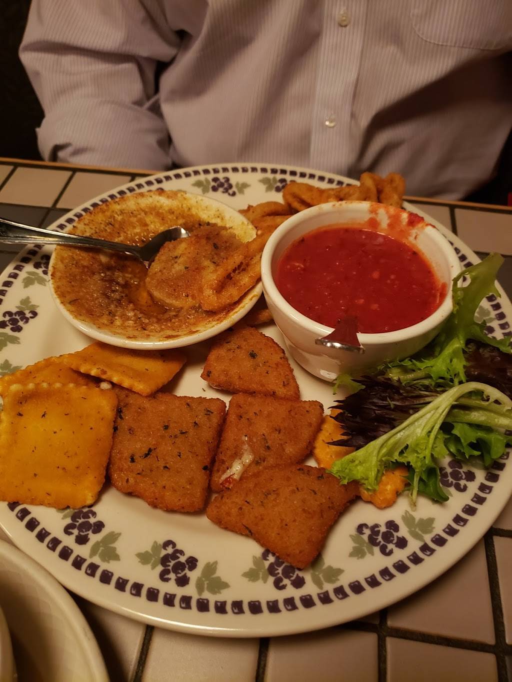 Pestos Italian Restaurant & Catering | restaurant | 3123 Calumet Ave, Valparaiso, IN 46383, USA | 2194620993 OR +1 219-462-0993