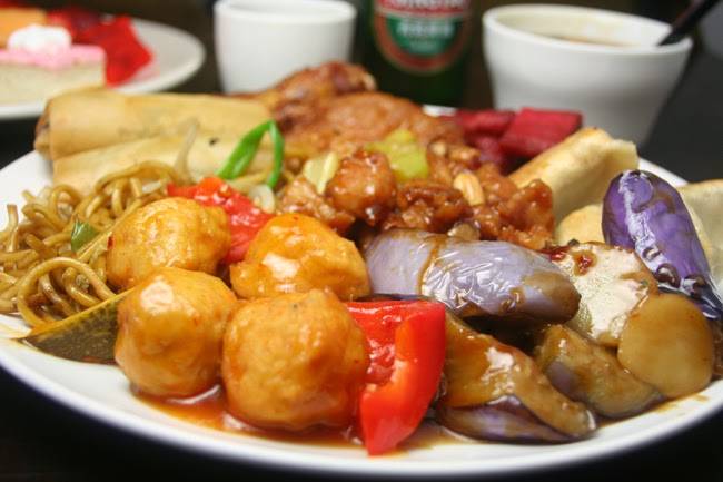 Yutaka Buffet | restaurant | 339 Squire Rd, Revere, MA 02151, USA | 7812898880 OR +1 781-289-8880