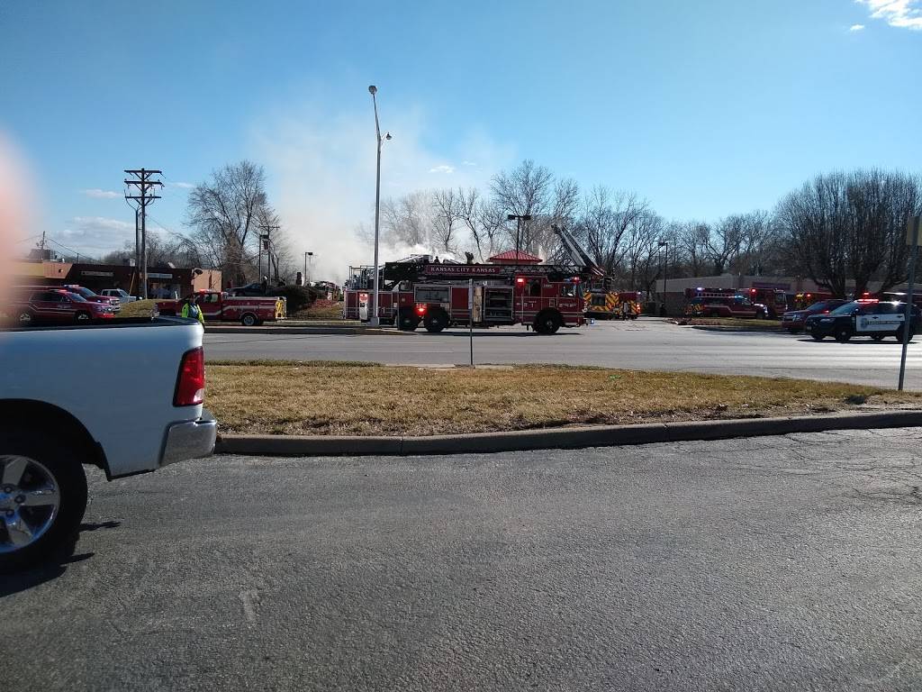 Wendys | restaurant | 7807 Parallel Pkwy, Kansas City, KS 66112, USA | 9132992879 OR +1 913-299-2879