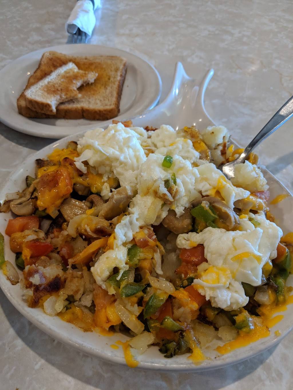 Peachtree Restaurant | restaurant | 15419 W National Ave, New Berlin, WI 53151, USA | 2627872911 OR +1 262-787-2911