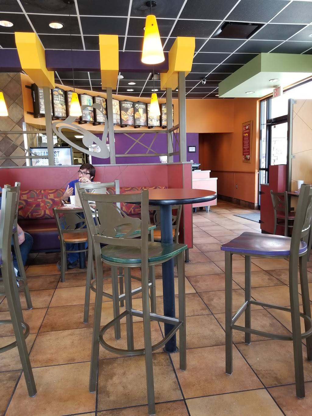 Taco Bell | meal takeaway | 980 E, E State Hwy 152, Mustang, OK 73064, USA | 4053768338 OR +1 405-376-8338