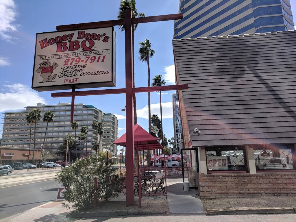 Honey Bears BBQ | restaurant | 2824 N Central Ave, Phoenix, AZ 85004, USA | 6027023060 OR +1 602-702-3060