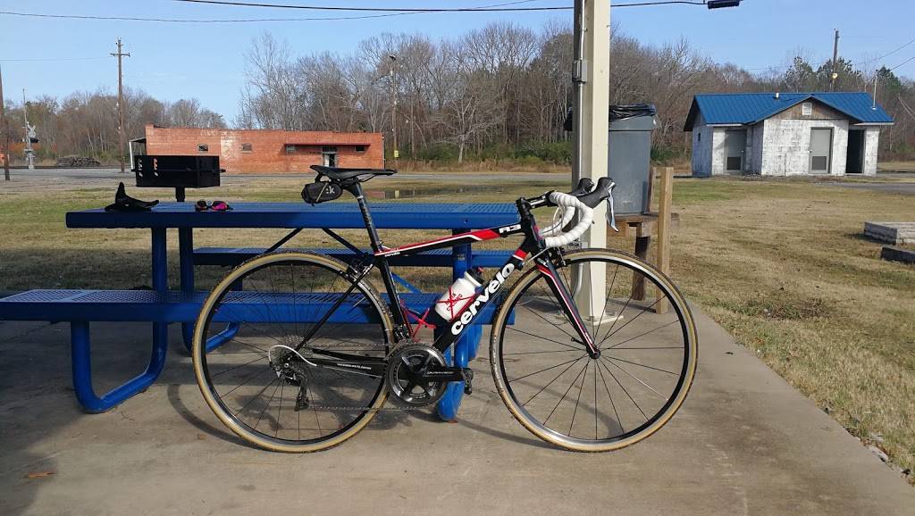 Boligee cafe | restaurant | 6688 US-11, Boligee, AL 35443, USA | 2053368701 OR +1 205-336-8701