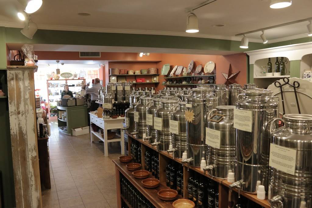 A Taste of Olive Chestnut Hill | restaurant | 8505 Germantown Ave, Philadelphia, PA 19118, USA | 2152424845 OR +1 215-242-4845