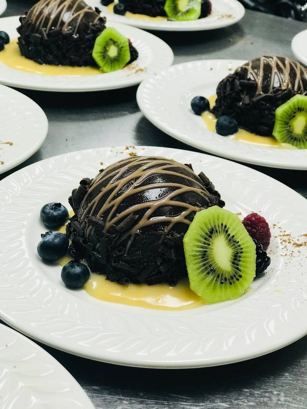 Creve Coeur Club of Peoria | restaurant | 456 Fulton St # 186, Peoria, IL 61602, USA | 3096722267 OR +1 309-672-2267