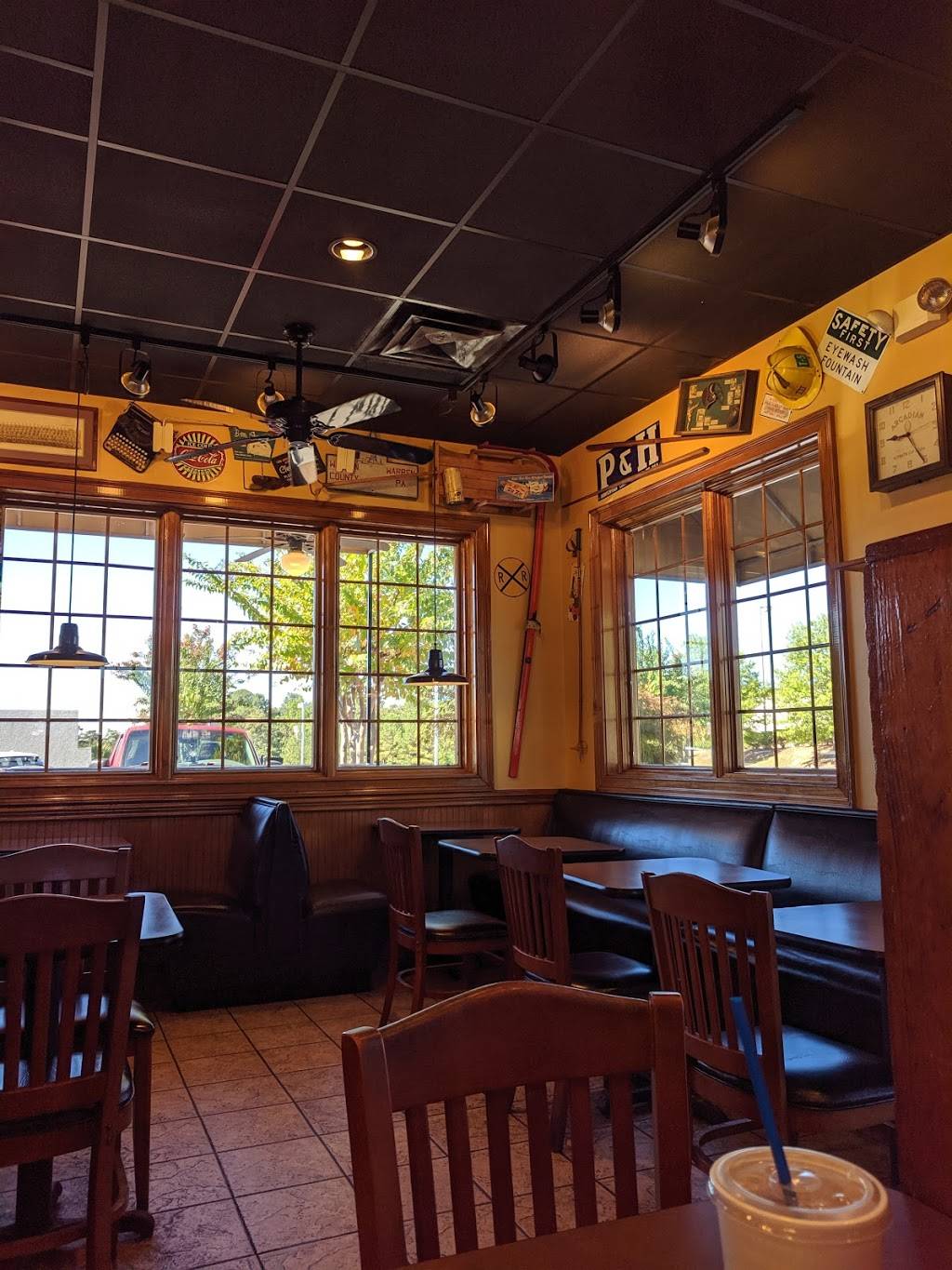 Zaxbys Chicken Fingers & Buffalo Wings | restaurant | 4686 Presidential Pkwy, Macon, GA 31206, USA | 4784050080 OR +1 478-405-0080