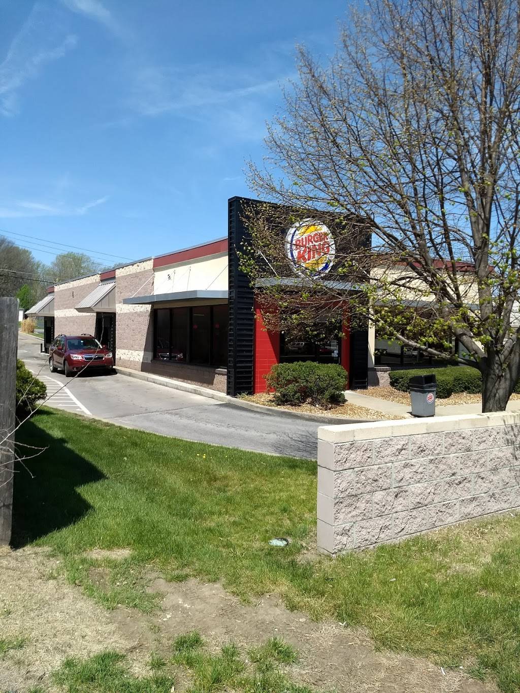 Burger King | restaurant | 7530 Metcalf Ave, Overland Park, KS 66204, USA | 9136499890 OR +1 913-649-9890