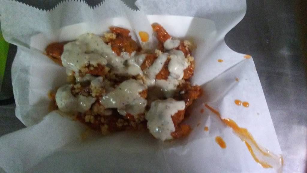 Johnny n Hon’s Grill | restaurant | 2546 Kutztown Rd, Reading, PA 19605, USA | 6109212700 OR +1 610-921-2700