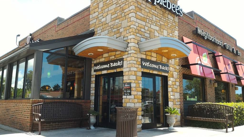 Applebees Grill + Bar | restaurant | 11120 Abercorn St, Savannah, GA 31419, USA | 9129207966 OR +1 912-920-7966