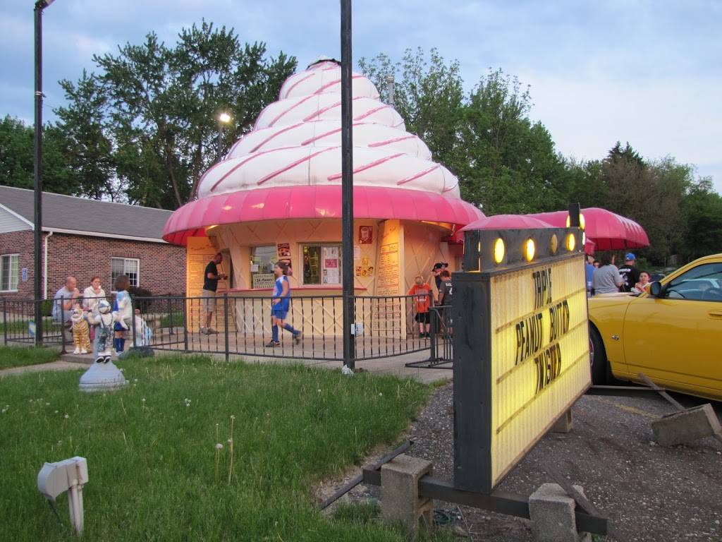 Twistee Treat West | restaurant | 2629 Lincoln Way W, Massillon, OH 44647, USA | 3308321404 OR +1 330-832-1404