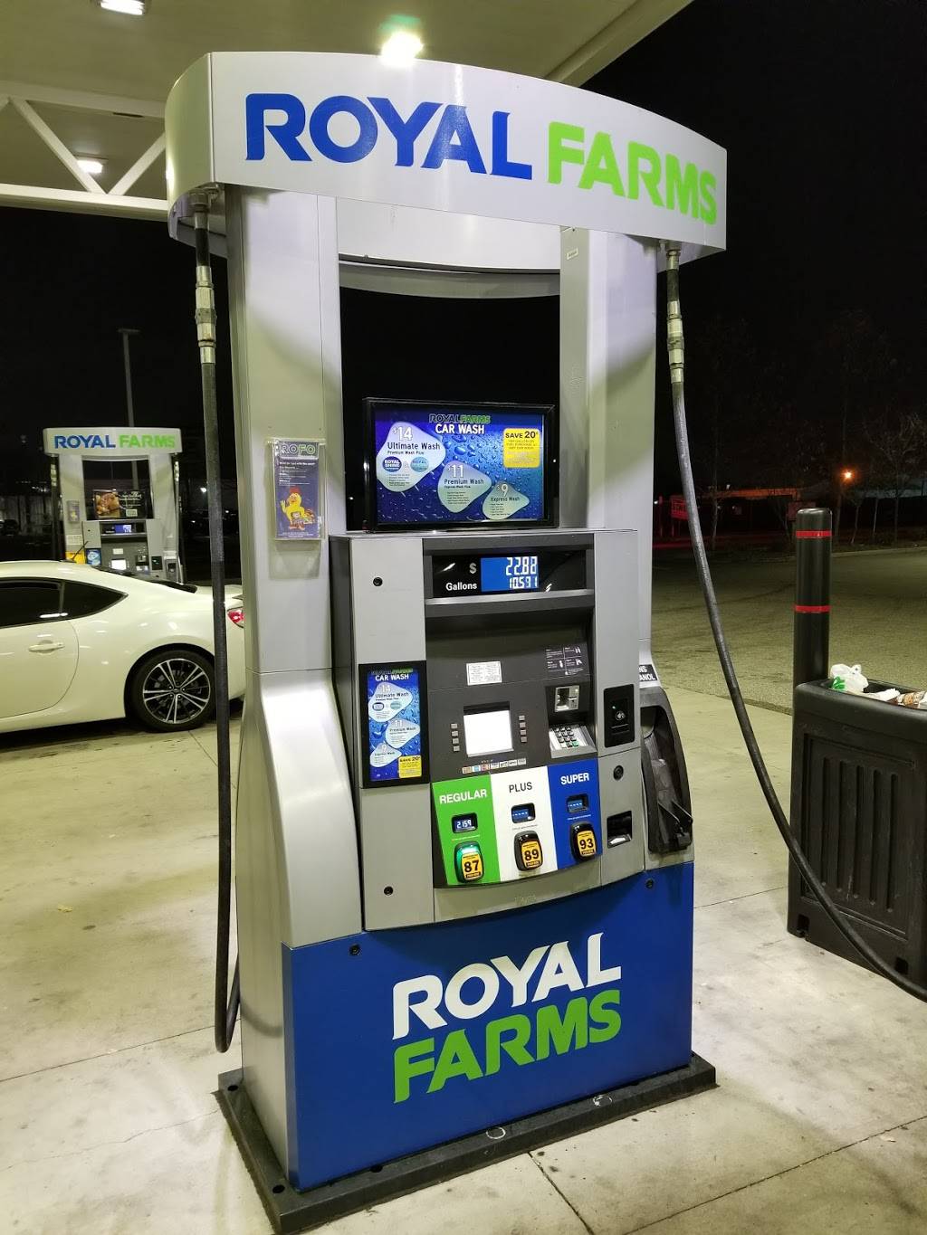 Royal Farms | meal takeaway | 6901 Governor Ritchie Hwy, Glen Burnie, MD 21061, USA | 4107685108 OR +1 410-768-5108