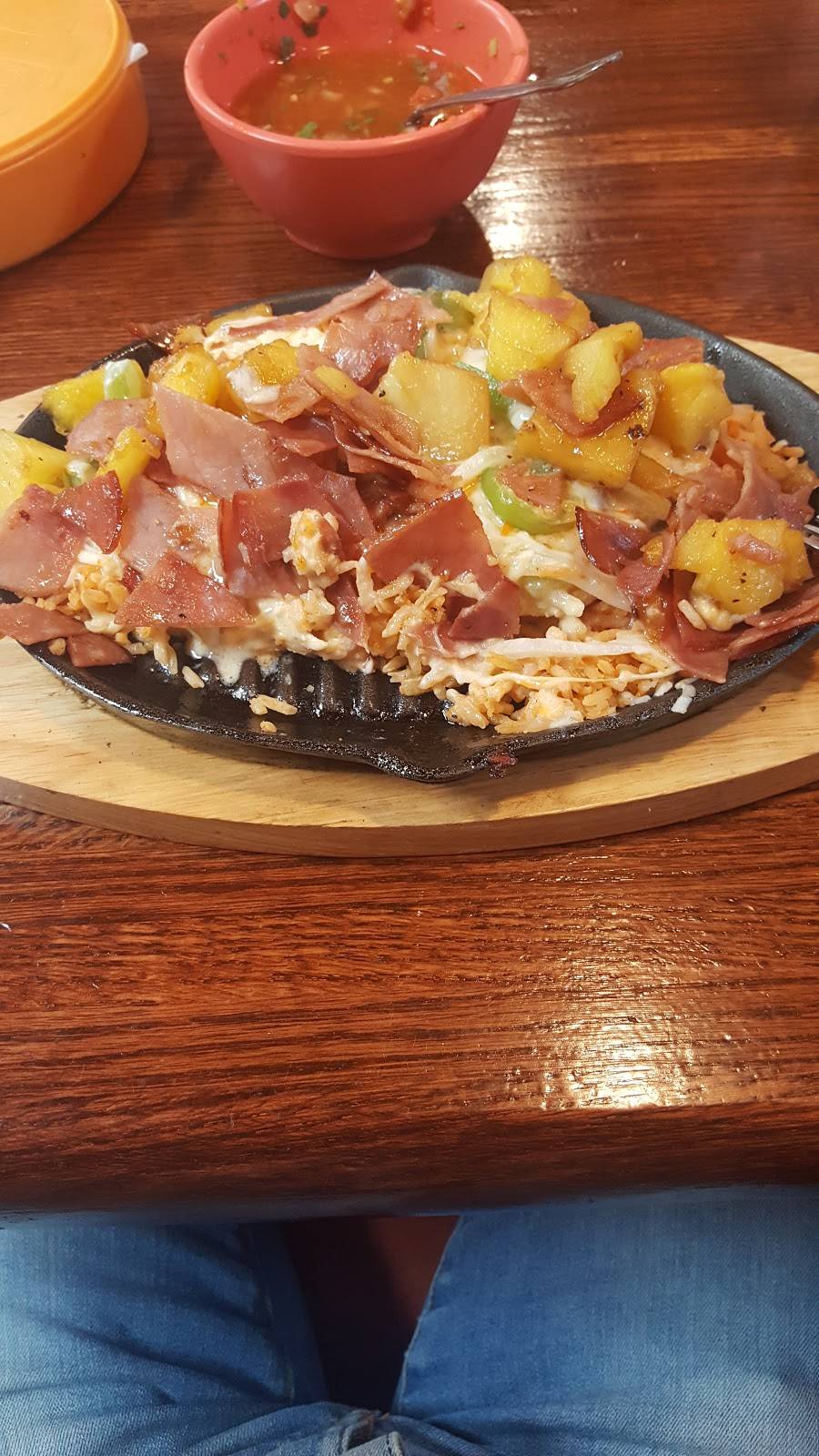 San Luis | restaurant | 2141 Indianapolis Blvd, Whiting, IN 46394, USA | 2196595415 OR +1 219-659-5415