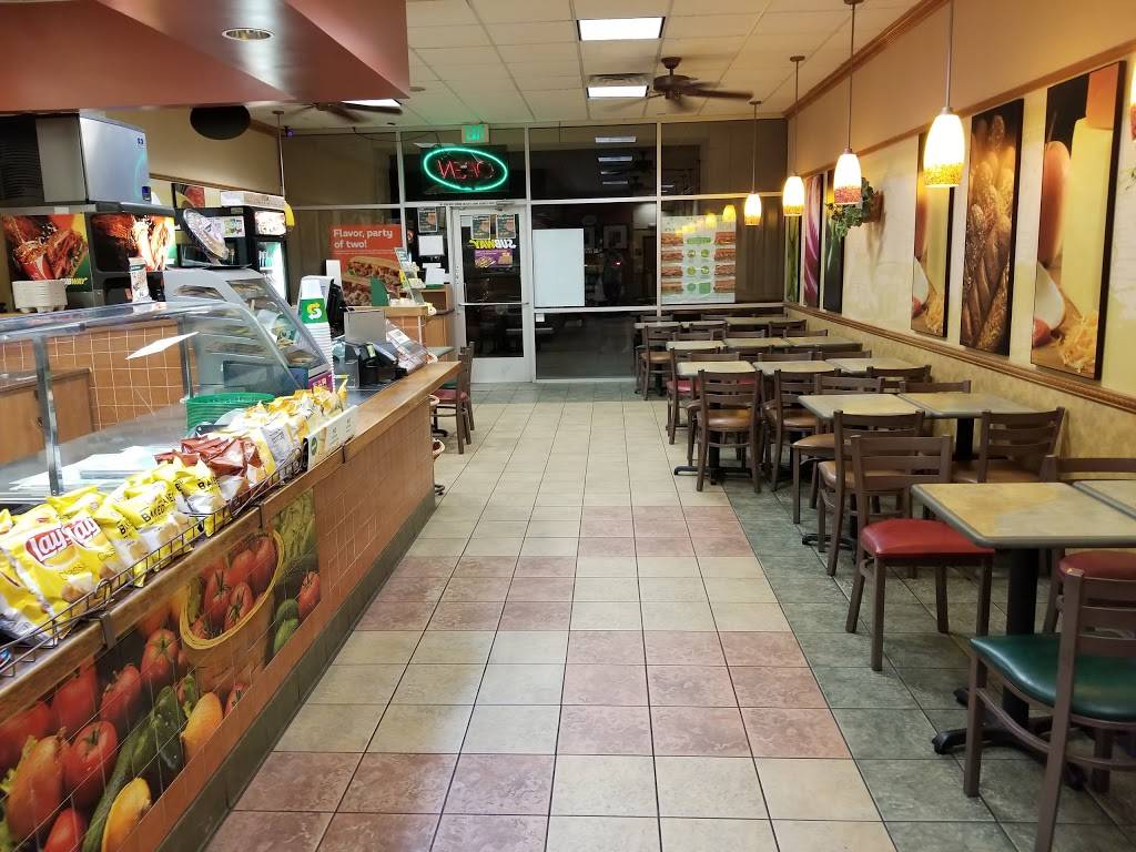 Subway | restaurant | 756 S Gilbert Rd Suite 102, Gilbert, AZ 85296, USA | 4808924910 OR +1 480-892-4910