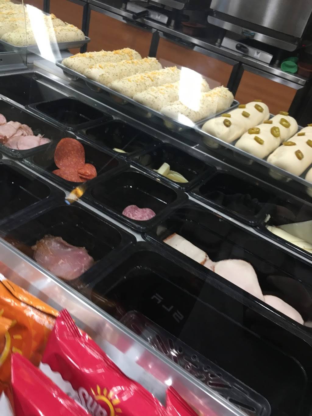 Subway Restaurants | restaurant | 12515 Riverside Dr, Eastvale, CA 91752, USA | 9517278787 OR +1 951-727-8787