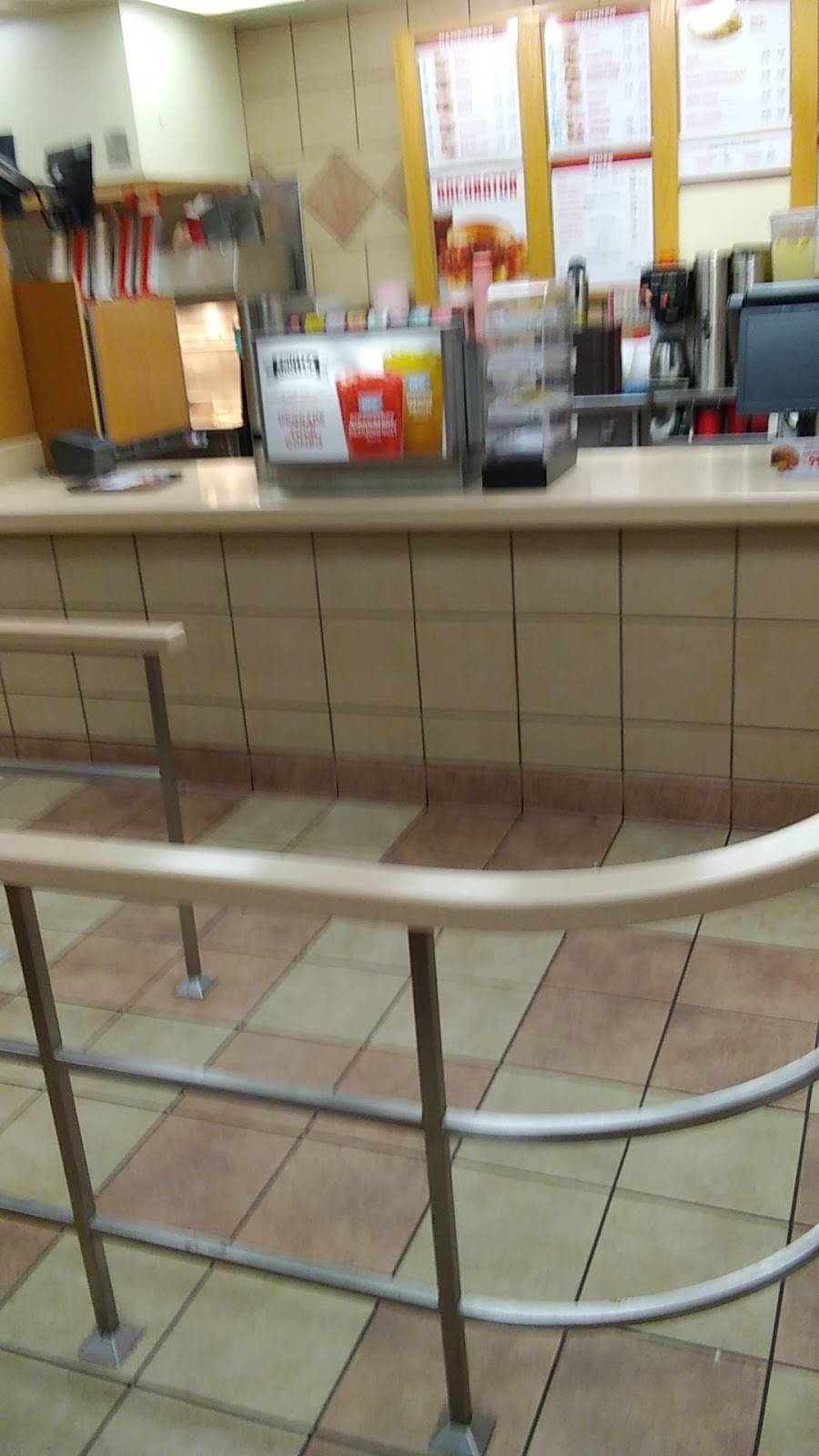 Wendys | restaurant | 1612 Hershberger Rd NW, Roanoke, VA 24012, USA | 5405632178 OR +1 540-563-2178