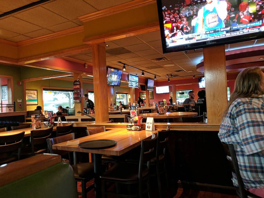 Applebees Grill + Bar | restaurant | 687 E, I-30, Rockwall, TX 75087, USA | 9727725227 OR +1 972-772-5227
