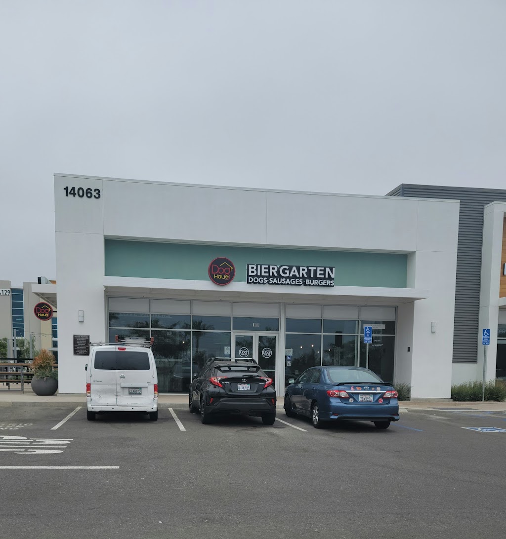 Dog Haus | restaurant | 14063 Limonite Ave #100, Eastvale, CA 92880, USA | 9099233000 OR +1 909-923-3000
