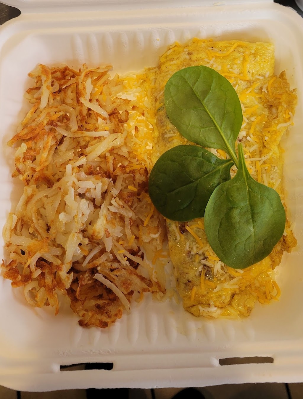 CarbEats | restaurant | 222 E 1st St, Parachute, CO 81635, USA | 9702342338 OR +1 970-234-2338