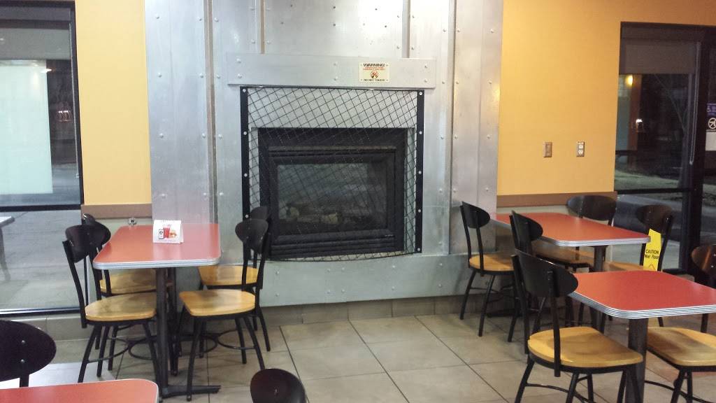 Jack in the Box | restaurant | 615 12th Ave NE, Norman, OK 73071, USA | 4053292981 OR +1 405-329-2981