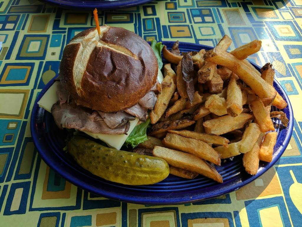 BJs on the Water | restaurant | 115 75th St, Ocean City, MD 21842, USA | 4105247575 OR +1 410-524-7575