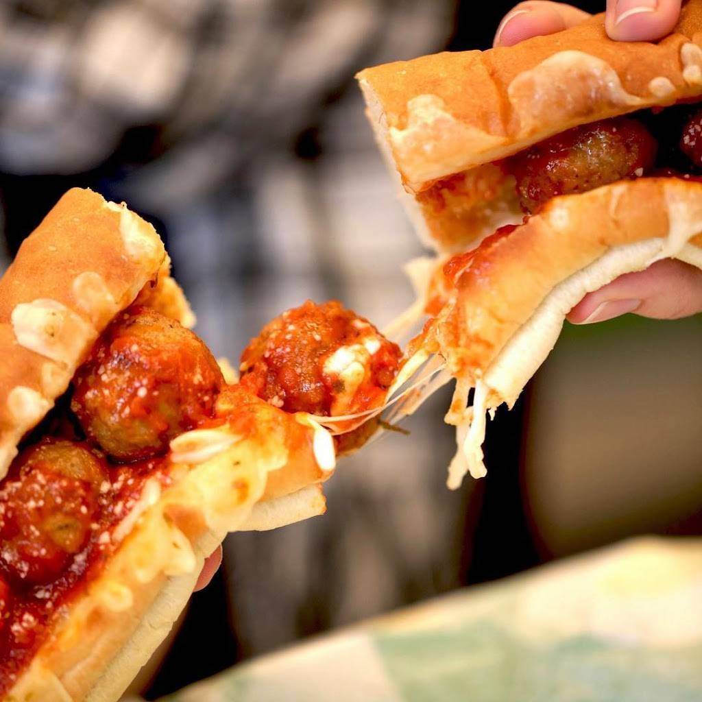 Subway | restaurant | 13876 SW 8th St, Miami, FL 33184, USA | 3052265653 OR +1 305-226-5653