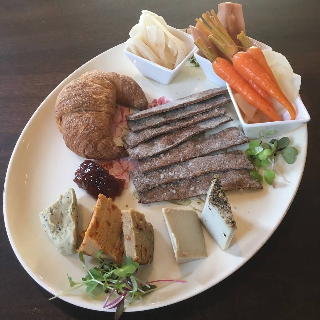 Lagustas Luscious Commissary! | cafe | 1514, 11 Church St #1, New Paltz, NY 12561, USA | 8452883426 OR +1 845-288-3426