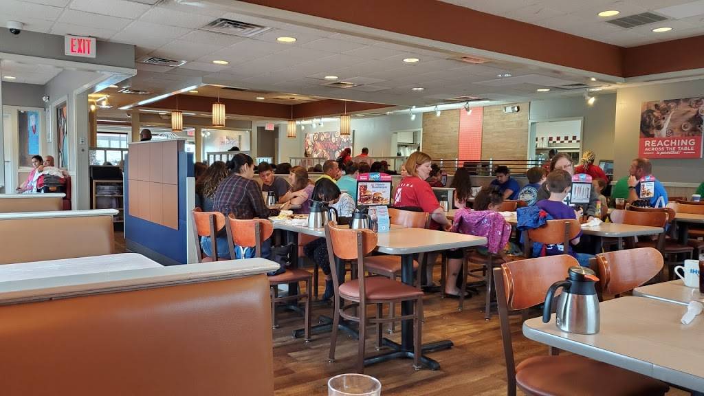 IHOP | restaurant | 7748 Crestwood Blvd, Irondale, AL 35210, USA | 2059565502 OR +1 205-956-5502