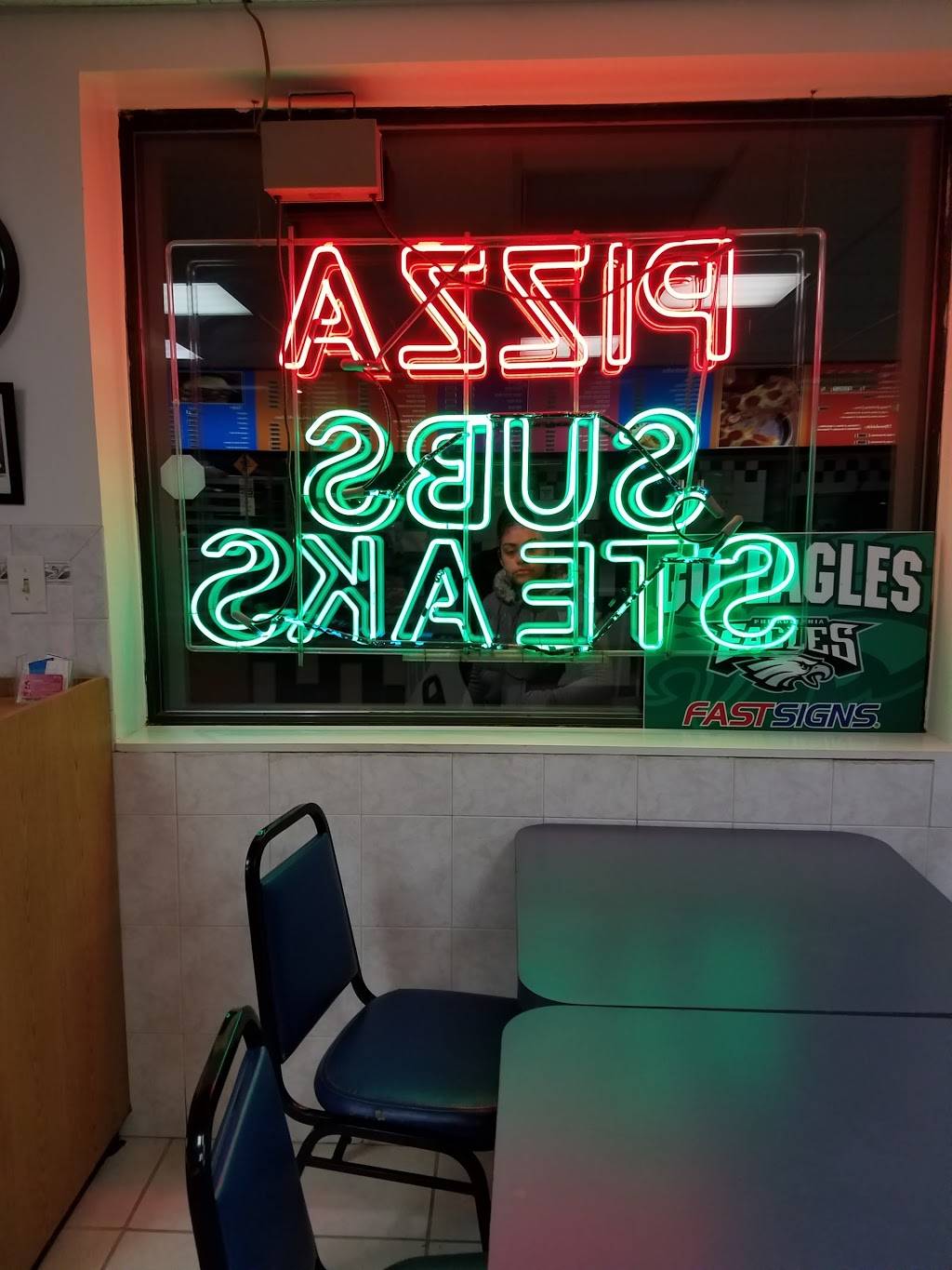 Party Pizza | restaurant | 212 Boxwood Rd, Wilmington, DE 19804, USA | 3029949000 OR +1 302-994-9000