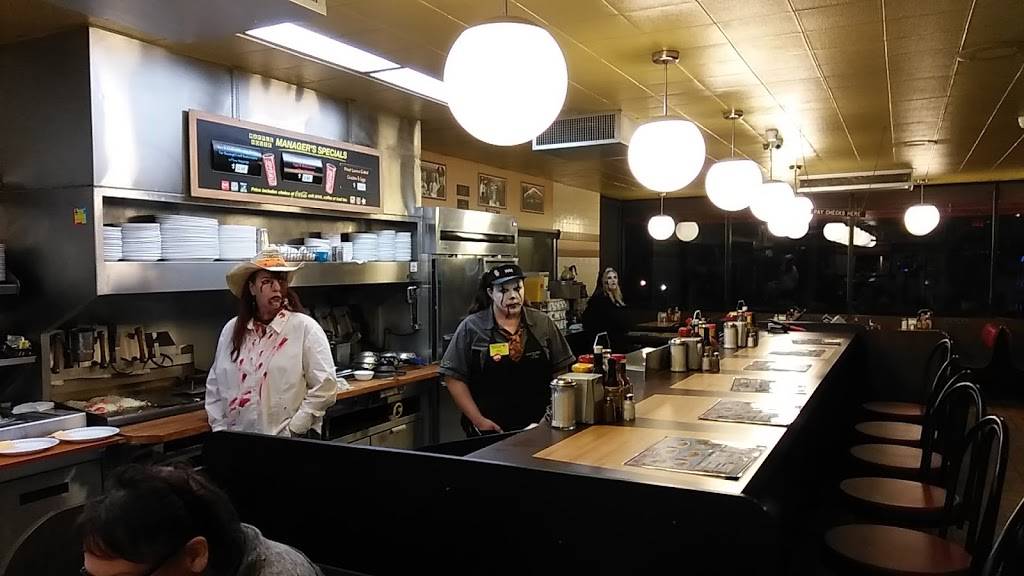 Waffle House | restaurant | 2250 Yale Blvd SE, Albuquerque, NM 87106, USA | 5058439194 OR +1 505-843-9194