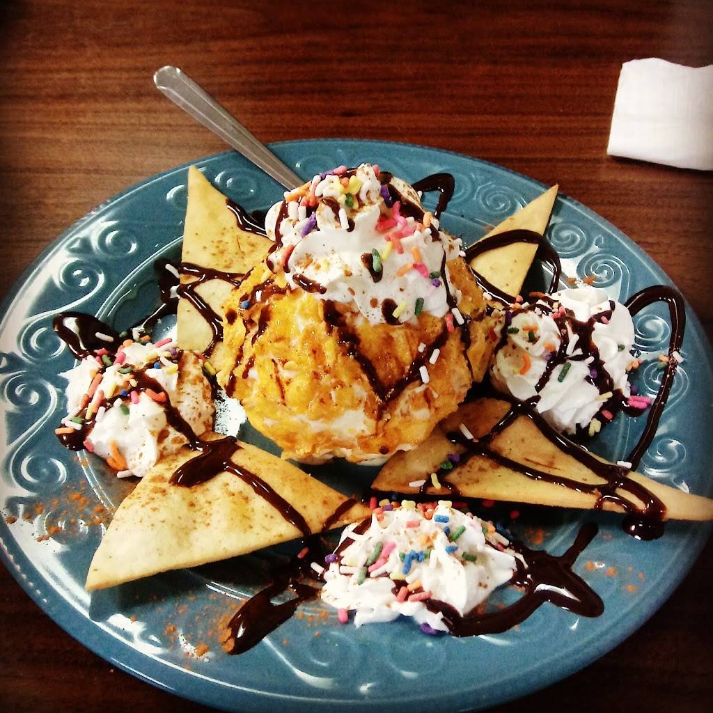 Castañeda Mexican Restaurant | restaurant | 141 W Penn Ave, Robesonia, PA 19551, USA | 6106938000 OR +1 610-693-8000