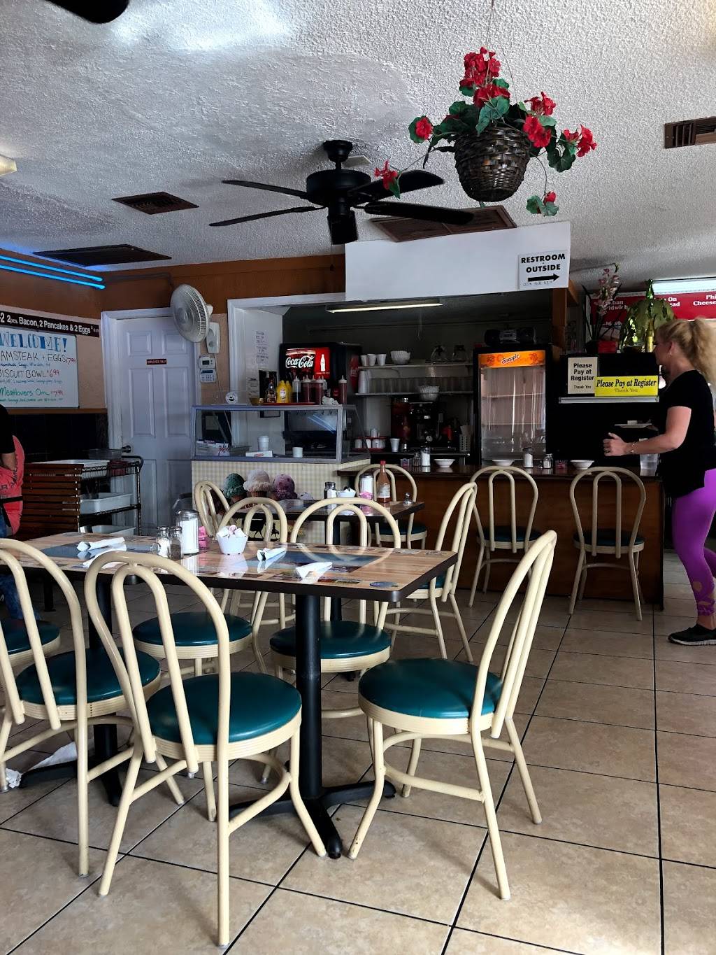 Georges Breakfast Station | restaurant | 600 S Pinellas Ave, Tarpon Springs, FL 34689, USA | 7274858155 OR +1 727-485-8155