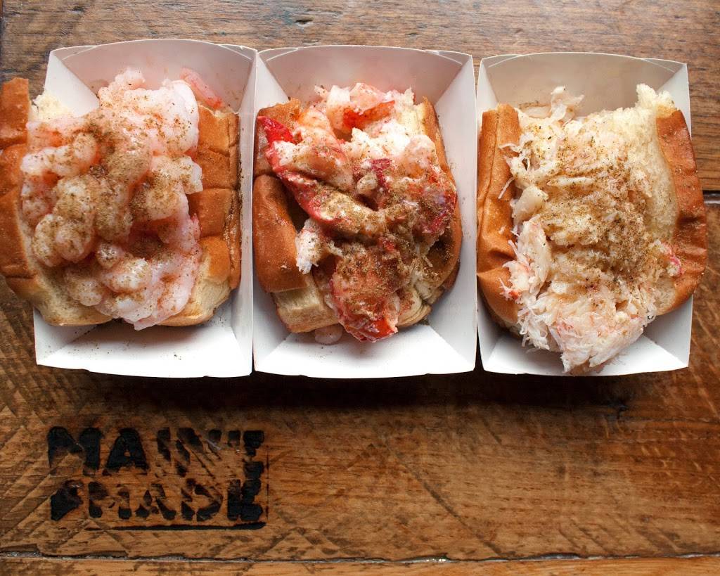 Lukes Lobster Downtown Crossing | restaurant | 290 Washington St, Boston, MA 02108, USA | 8573174843 OR +1 857-317-4843