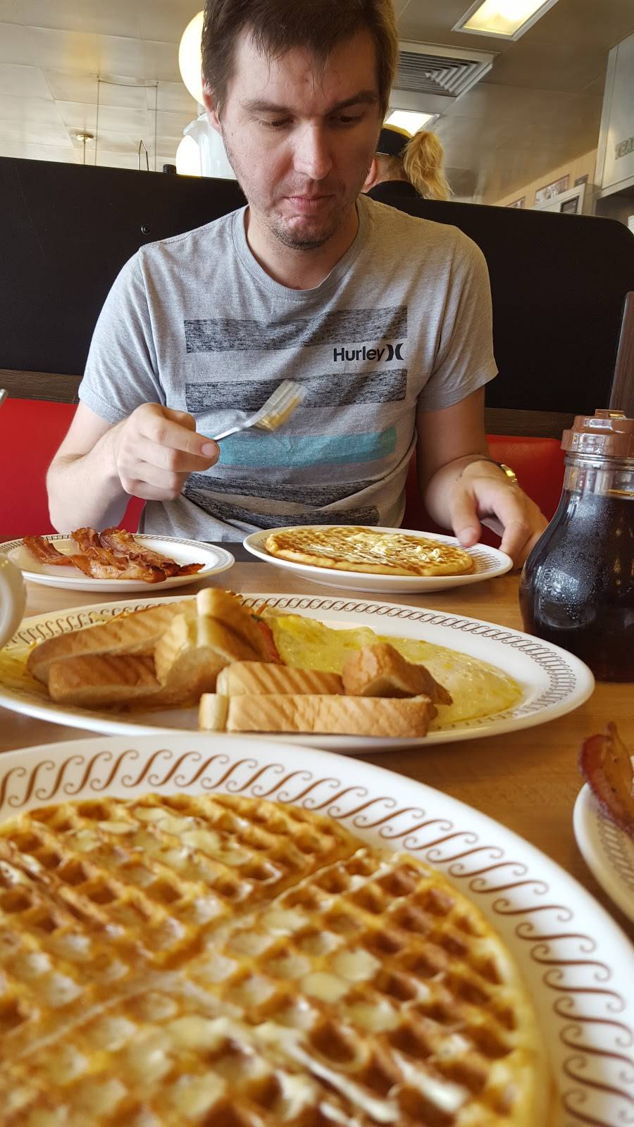 Waffle House | meal takeaway | 3682 W Andrew Johnson Hwy, Morristown, TN 37814, USA | 4235874466 OR +1 423-587-4466