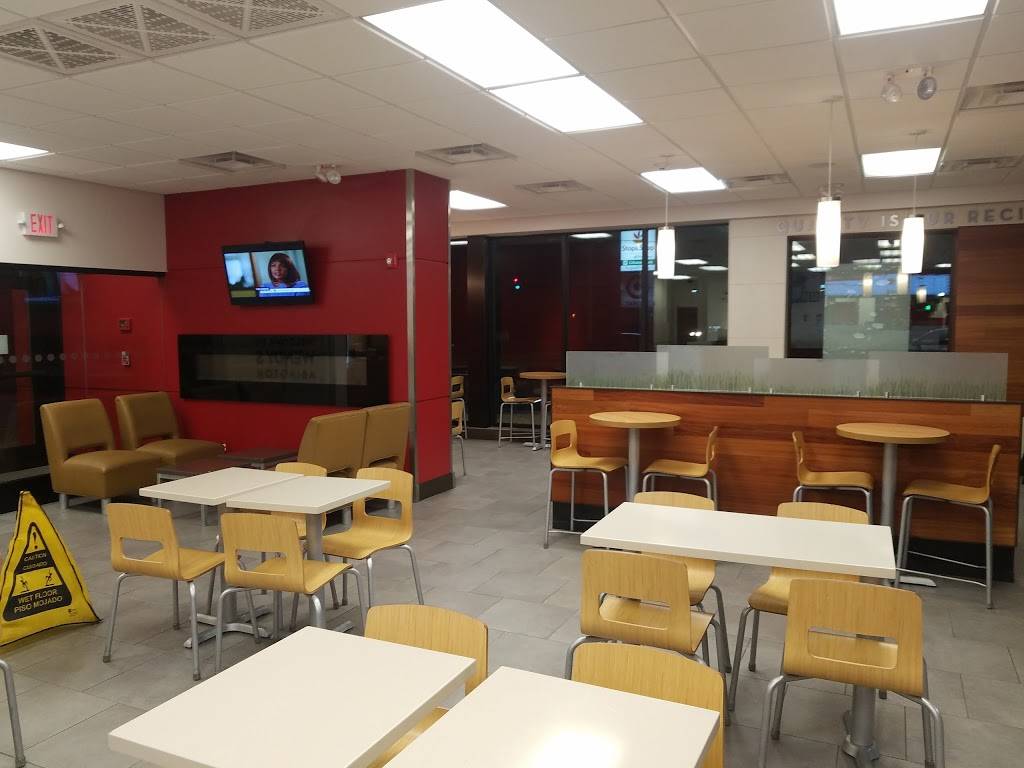 Wendys | restaurant | 373 Centre Ave, Abington, MA 02351, USA | 7819829651 OR +1 781-982-9651