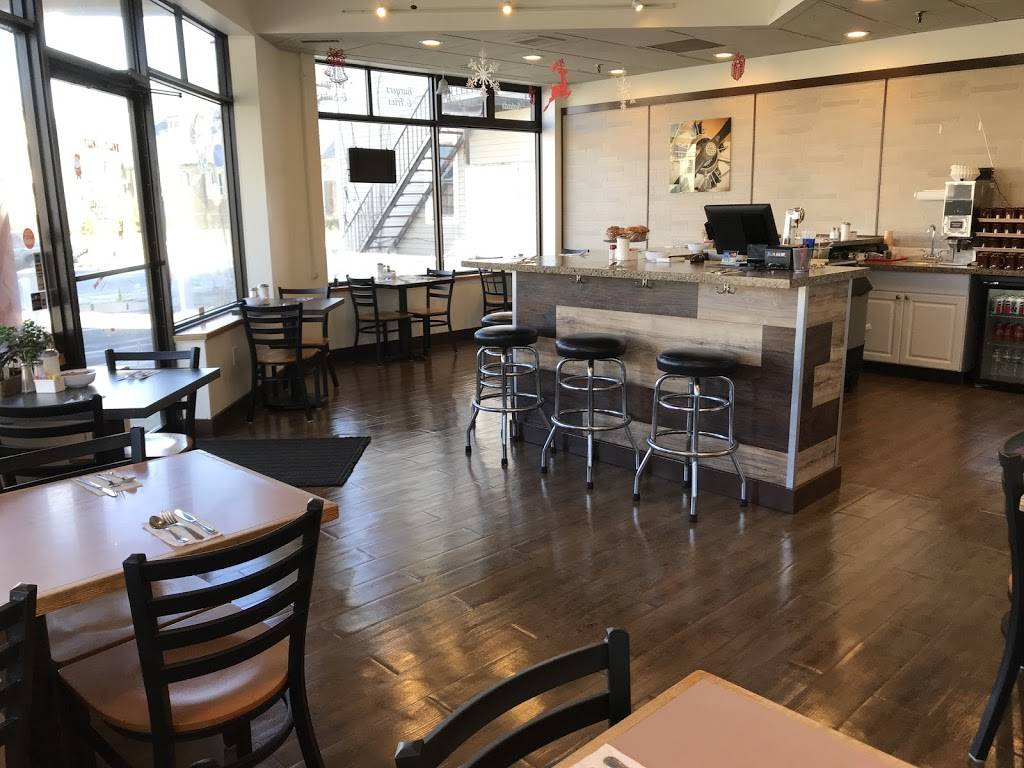 Peabody Diner | restaurant | 10 Margin St, Peabody, MA 01960, USA | 9788545800 OR +1 978-854-5800