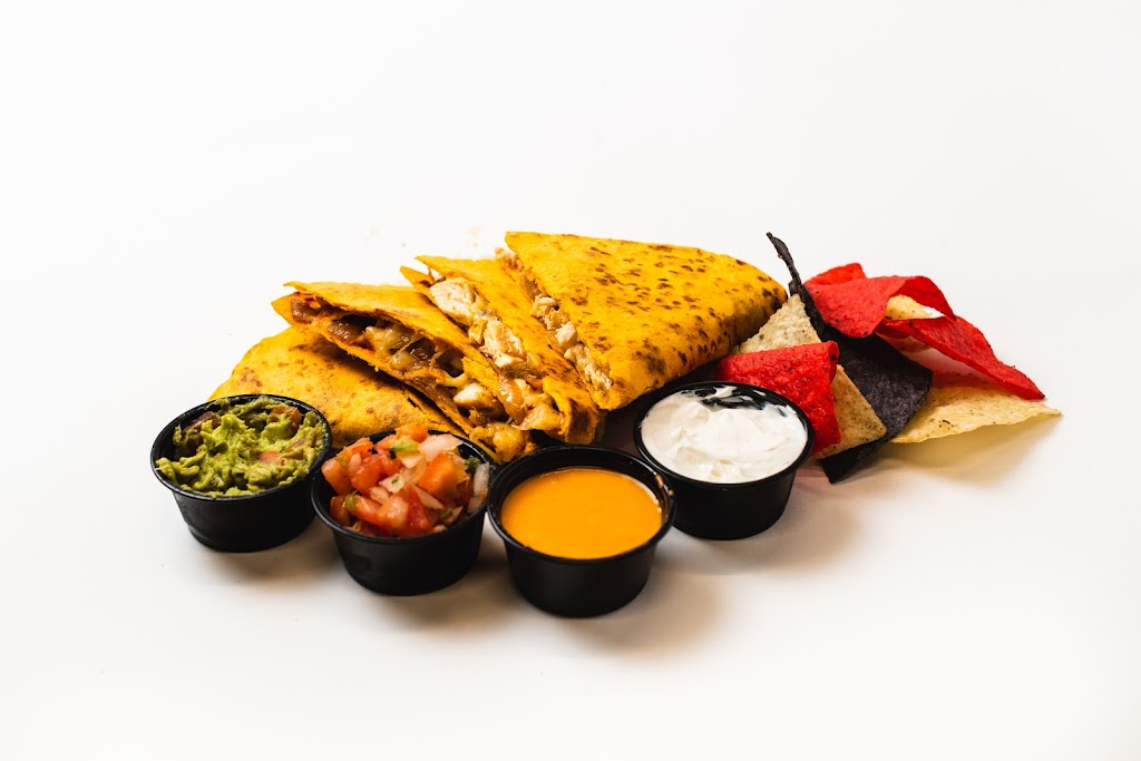 Border Grill | restaurant | 400 US Hwy 41, Negaunee, MI 49866, USA | 9064754556 OR +1 906-475-4556