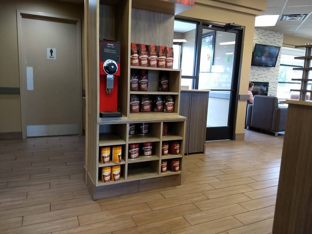 Tim Hortons | restaurant | 42875 Hayes Rd, Sterling Heights, MI 48313, USA | 5865662498 OR +1 586-566-2498