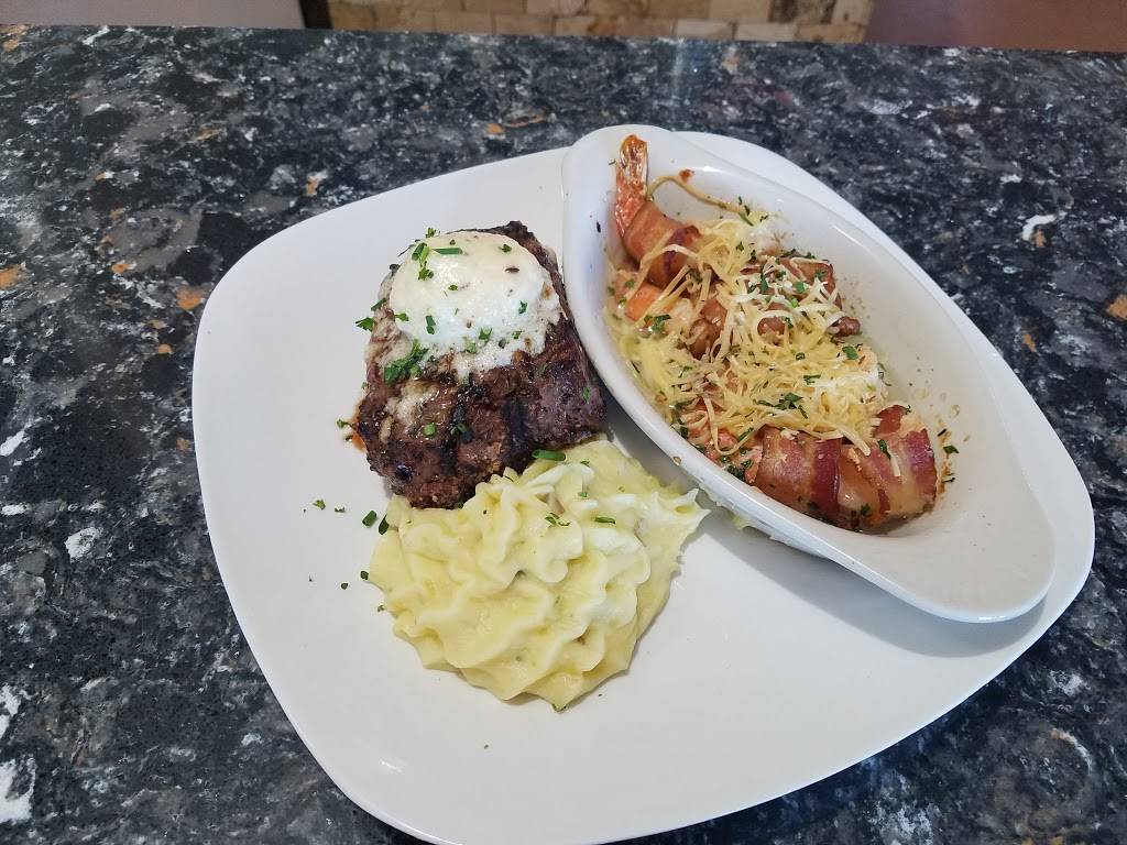 Antonios Restaurant and Bar | restaurant | 806 Sea Mountain Hwy, North Myrtle Beach, SC 29582, USA | 8432810620 OR +1 843-281-0620