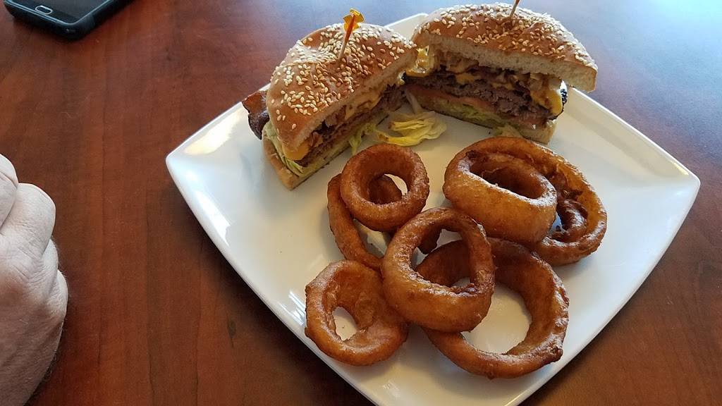 Burgess Brothers And Antojitos Inc | restaurant | 2114 Sutterville Rd, Sacramento, CA 95822, USA | 9163994951 OR +1 916-399-4951