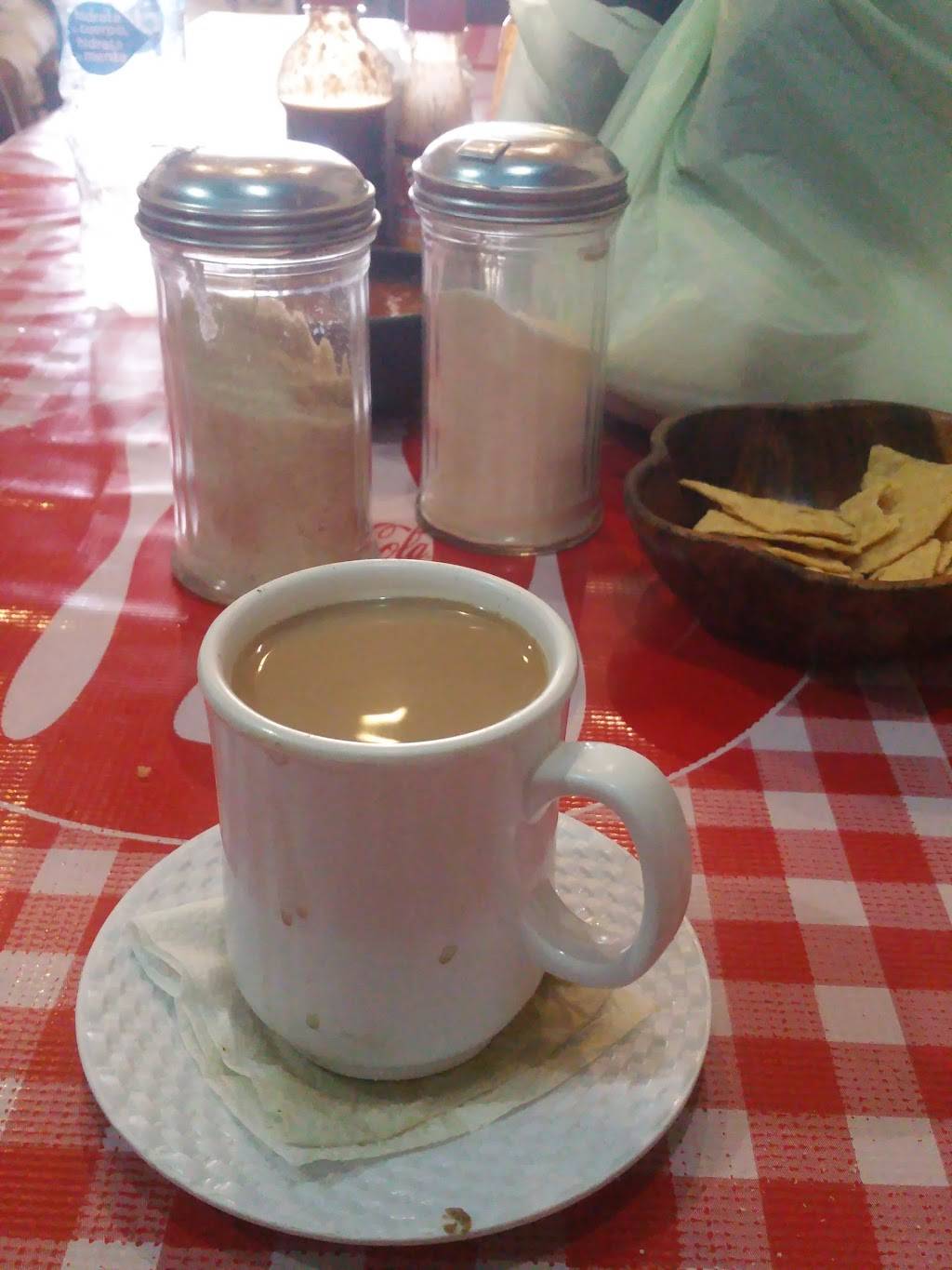 Casa de la Abuela | restaurant | Local 10, Blvd. Benito Juárez 984, Anexa Obrera, 22703 Rosarito, B.C., Mexico | 016616123697 OR +52 661 612 3697