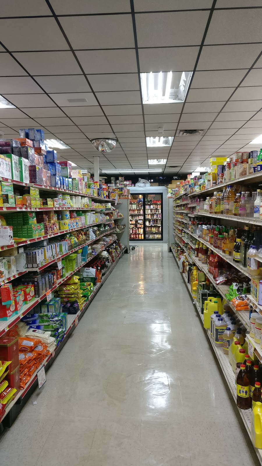 Subhlaxmi Grocers | meal takeaway | 6606 Southwest Fwy, Houston, TX 77074, USA | 7135895788 OR +1 713-589-5788