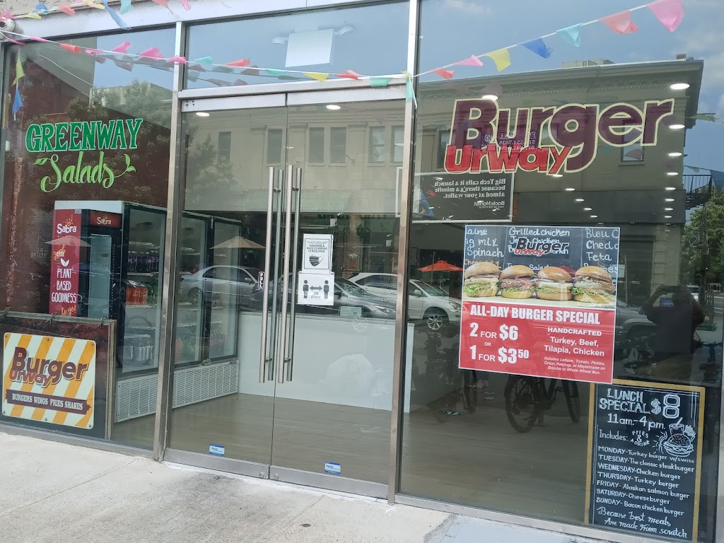 Burger UrWay | restaurant | 40 Washington Ave, Brooklyn, NY 11205, USA | 3472940650 OR +1 347-294-0650